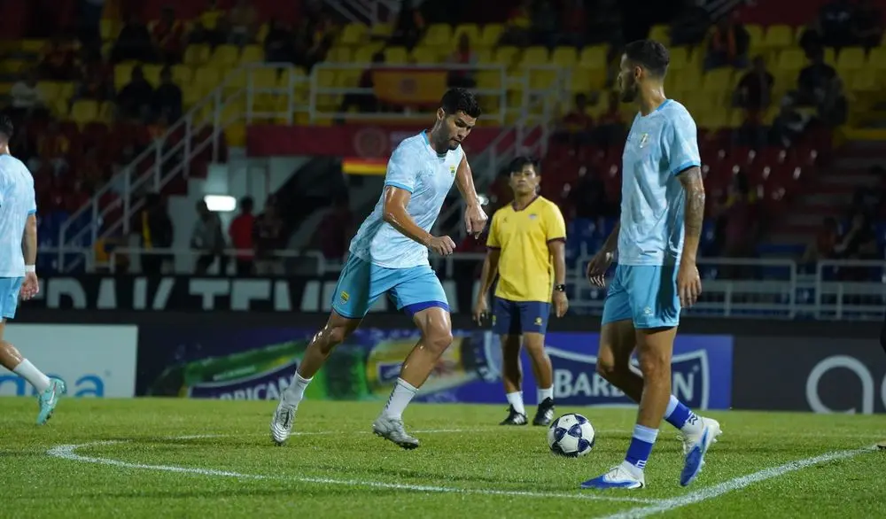 Berada di Puncak Sementara Grup G ACL Two, Julio Cesar Ingatkan Fokus dan Tetap Waspada