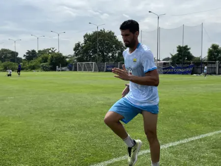 Jadwal Mulai Renggang, Persib Bandung Kembali Fokus Sesi Latihan Fisik Jadwal Mulai Renggang, Persib Bandung Kembali Fokus Sesi Latihan Fisik