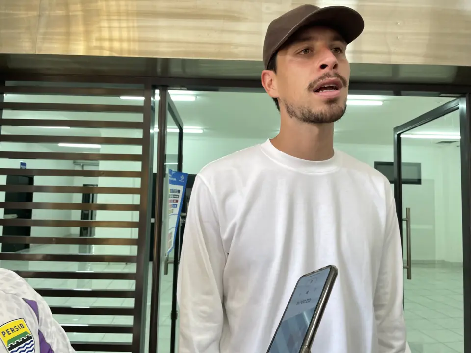 Lion City Lawan Yang Kuat, Thom Haye Tetap Percaya Diri