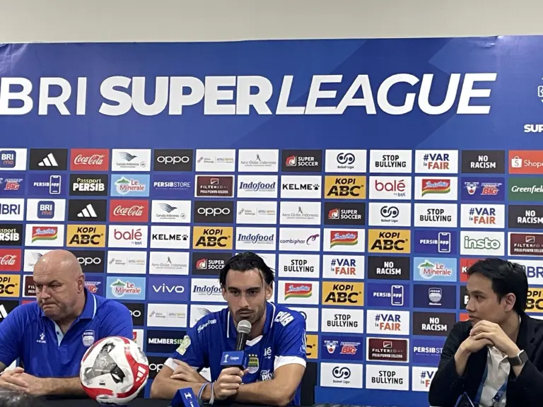 Laga Berjalan Ketat, Andrew Jung Sumringah Persib Kantongin 3 Point