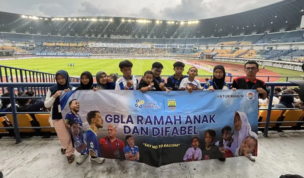 Persib Bandung Beri Pengalaman Luar Biasa Bagi Anak Berkebutuhan Khusus