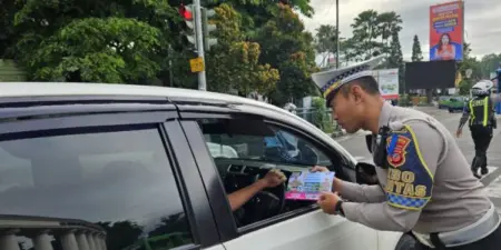 Polda Jabar Tindak 32 Ribu Pelanggar Lalu Lintas Direktorat Lalu Lintas Kepolisian Daerah Jawa Barat mencatat 32.410 pelanggaran lalu lintas terjadi selama sepekan pelaksanaan Operasi Zebra Lodaya 2025. (istimewa)