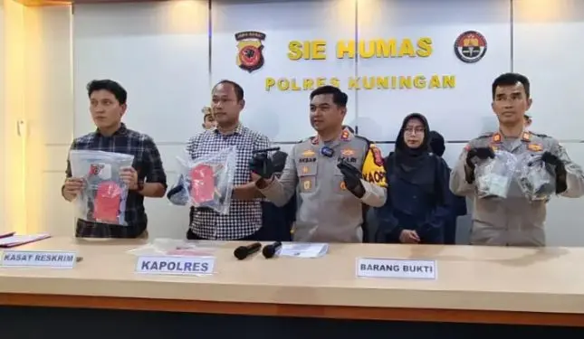 Polres Kuningan merilis pengungkapan kasus pencurian kendaraan bermotor yang telah meresahkan warga, Selasa (18/11/2025).