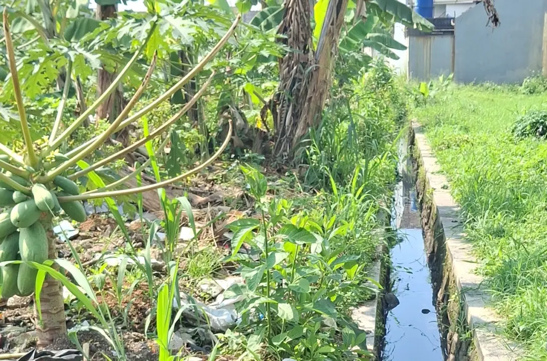 Kondisi salah satu drainase di lokasi PKM (Foto: Tim PKM)