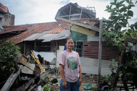 289 Rumah Rusak Akibat Puting Beliung, Ujungberung Jadi Wilayah Paling Parah 289 Rumah Rusak Akibat Puting Beliung, Ujungberung Jadi Wilayah Paling Parah