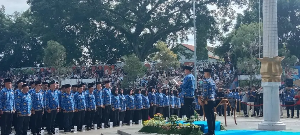 ‎Bupati Garut Lantik 6.596 Pegawai P3K Paruh Waktu