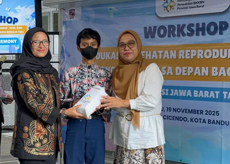 Kemendukbangga/BKKBN Jabar Gelar Workshop Edukasi Kesehatan Reproduksi bagi Remaja Tuli di SLBN Cicendo