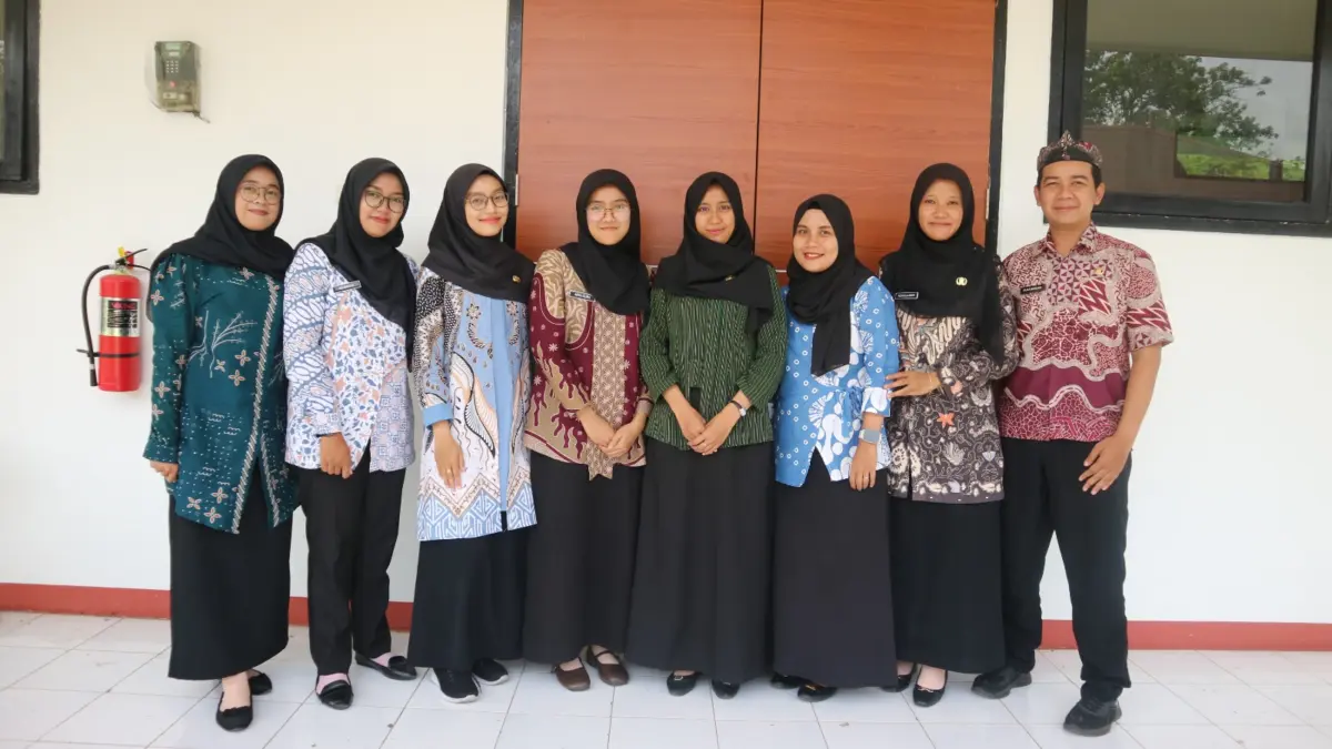 Spesial Hari Guru SRT 17 Cimahi, Guru-Guru Sekolah Rakyat Menyalakan Harapan Anak Bangsa