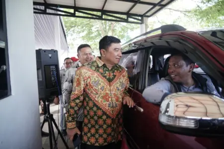 Bupati Garut Resmikan Layanan Samsat Drive Thru untuk Permudah Pembayaran Pajak Kendaraan