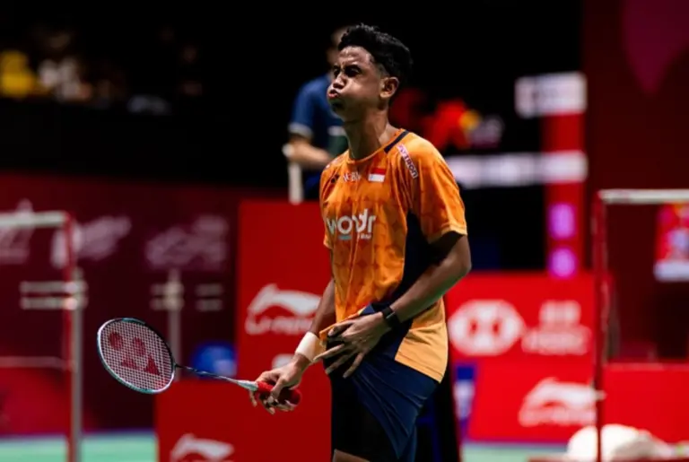 Alwi Farhan Jadi Tulang Punggung Tunggal Putra Indonesia di Australian Open 2025: Ditunggu Chou Tien-Chen Alwi Farhan melaju ke babak 16 besar Australian Open 2025