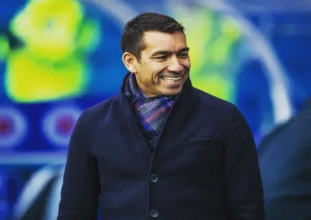 Giovanni van Bronckhorst Digadang-gadang Jadi Pelatih Timnas Indonesia Giovanni van Bronckhorst dirumorkan bakal melatih Timnas Indonesia