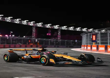 McLaren Minta Maaf Usai Diskualifikasi Norris dan Piastri di GP Las Vegas McLaren kena diskualifikasi di Grand Prix Las Vegas 2025