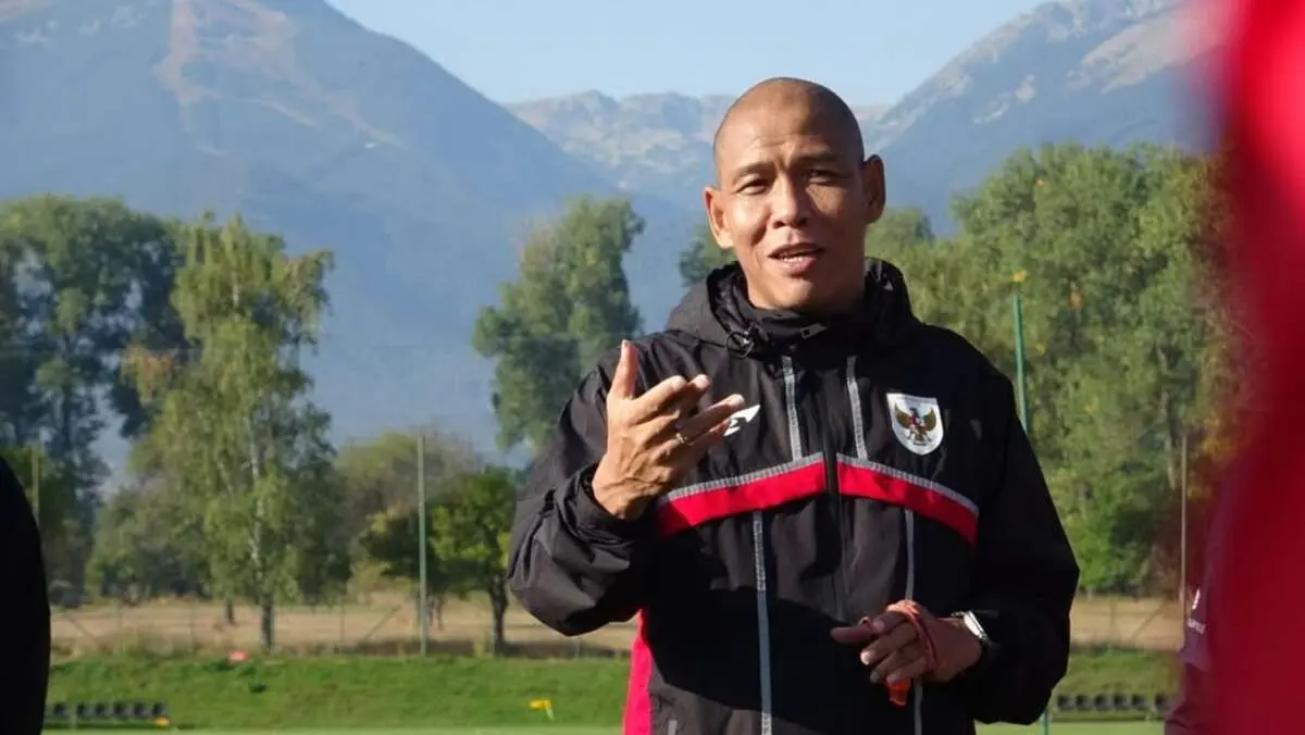 Nova Arianto resmi melatih Timnas Indonesia U-20