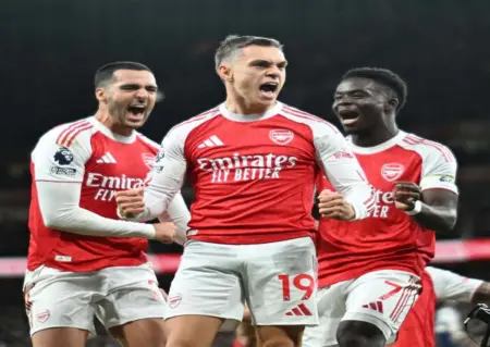 Prediksi Skor Arsenal vs Bayern Munich: Siapa Bakal Rebut Puncak Grup? Prediksi skor Arsenal vs Bayern Munich