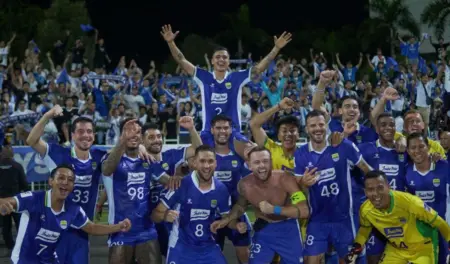 Persib Bandung terancam kena sanksi dari AFC akibat ulah suporter
