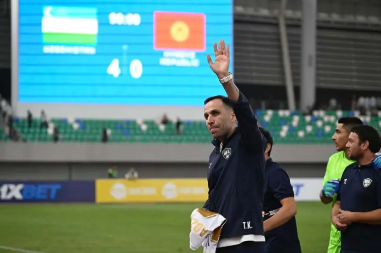 Timur Kapadze Kirim Sinyal “Siap” Latih Timnas Indonesia Timur Kapadze dikabarkan siap latih Timnas Indonesia