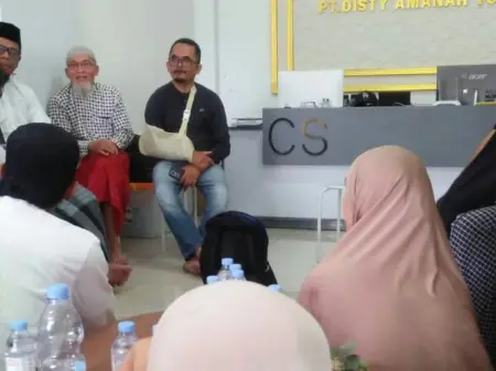 PT Disty Amanah Tour Gagal Berangkatkan 86 Jemaah Umrah, Dana Rp2,2 Miliar Terancam Tak Kembali PT Disty Amanah Tour Gagal Berangkatkan 86 Jemaah Umrah, Dana Rp2,2 Miliar Terancam Tak Kembali