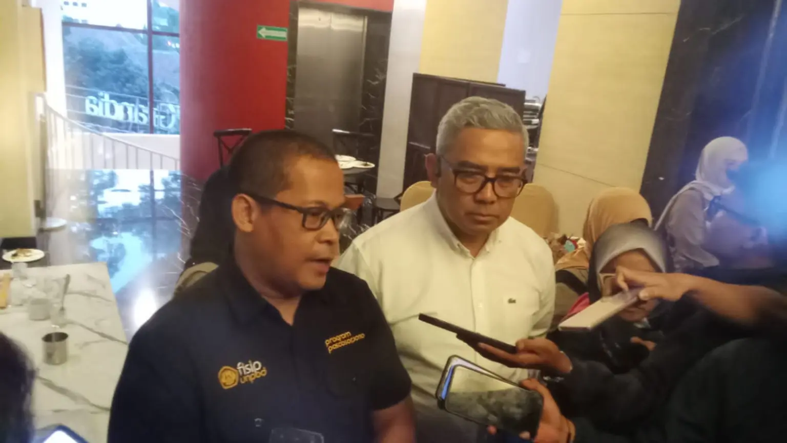 Forum Guru Besar Bandung Jadi Jembatan Kampus Terhadap Pemkot. Prof Muradi Guru Besar Ilmu Politik Unpad dan Wali Kota Bandung Muhammad Farhan