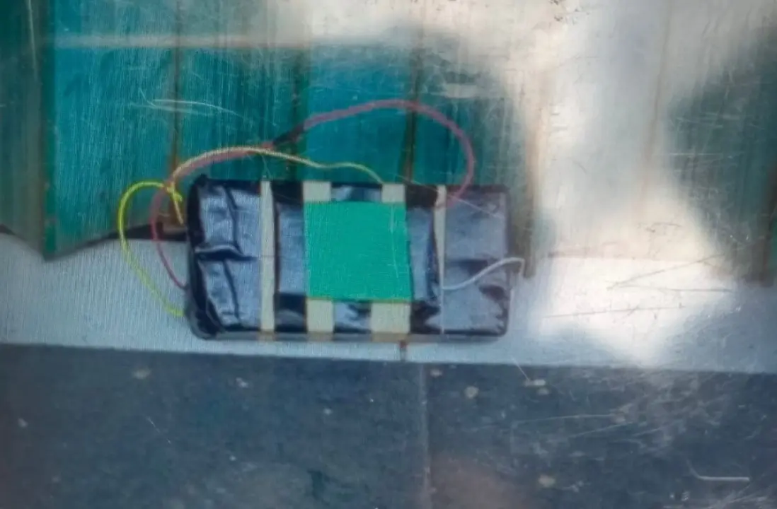 Benda Diduga Bom Gegerkan Ruko Dekat Gereja GKPS Kosambi Bandung Barang yang diduga bom