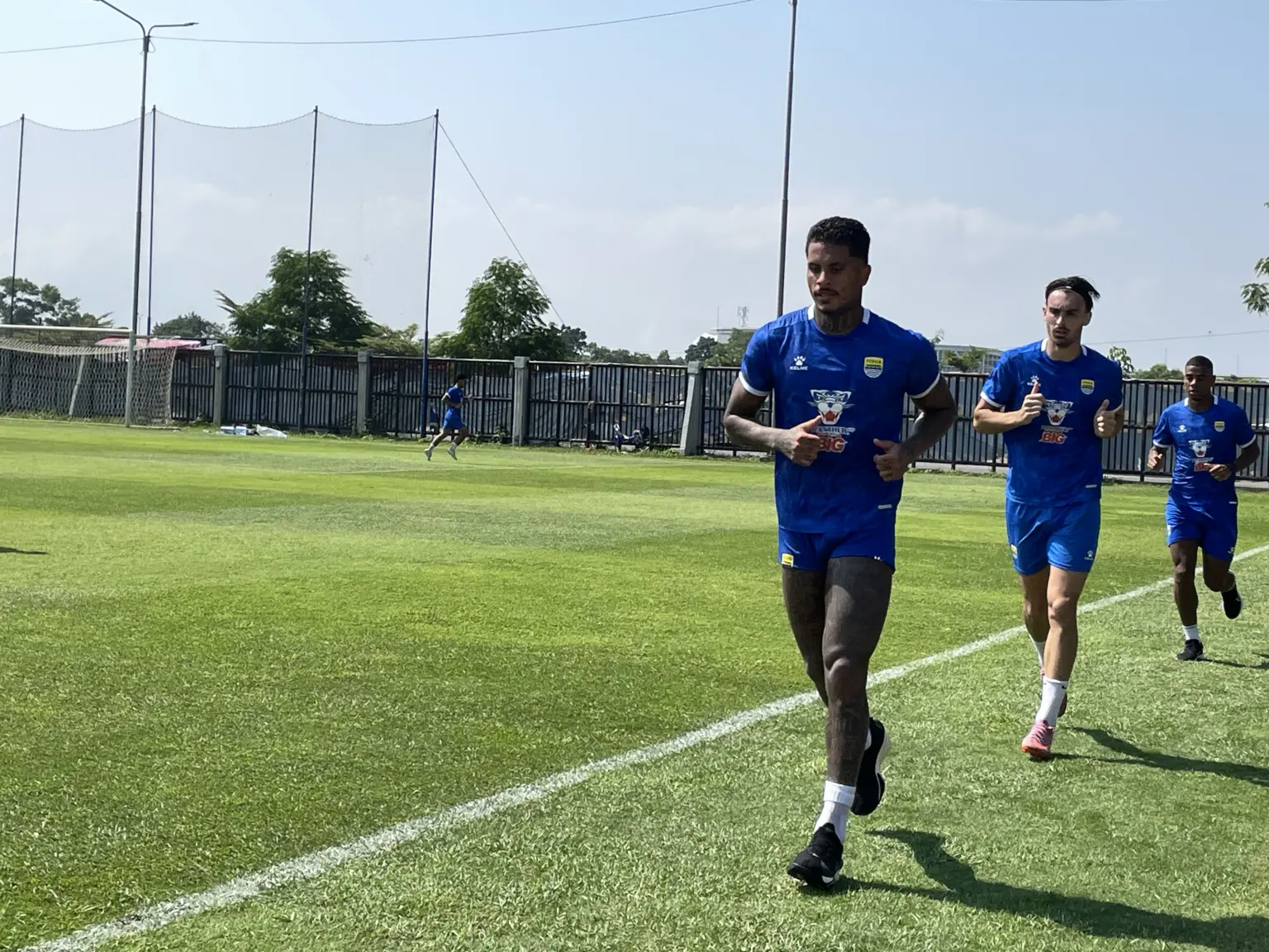 Head to Head Persik Kediri vs Persib Bandung : Maung Bandung Mendominasi ?