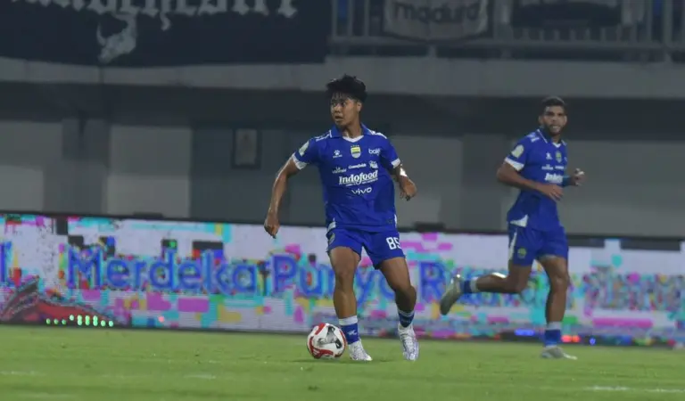 Perasaan Bahagia Nazriel Alvaro Debut Untuk Persib Senior