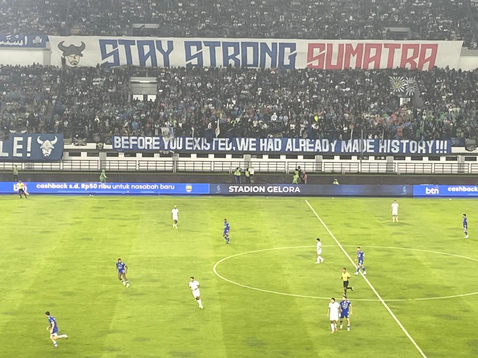 Antusiasme Tinggi Bobotoh, Tiket Laga Persib vs Persija Ludes Terjual