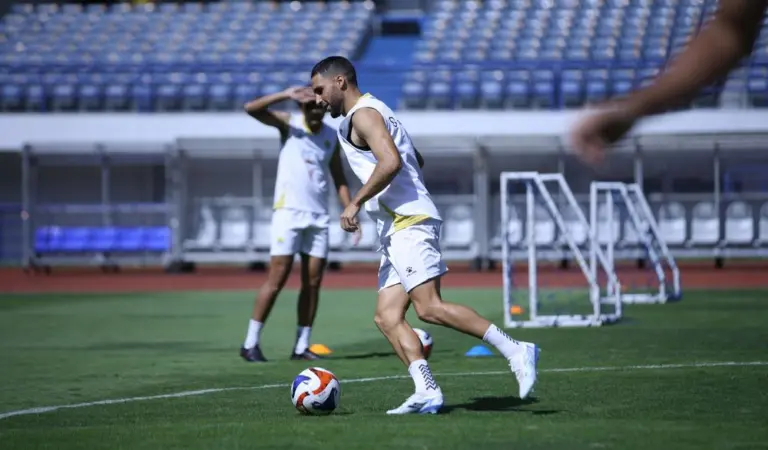 16 Besar ACL Two Semakin Berat, Luciano Guaycochea Ingatkan Pentingnya Fokus