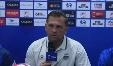 Tanpa Pilar Utama, Persib Bandung Siap Curi Poin Penuh Dikandang Makassar Tanpa Bojan Hodak, Igor Tolic Siap Ambil Alih Tim Kontra Malut