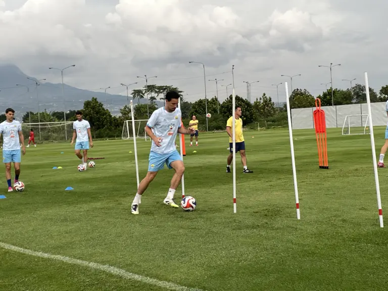 Faktor Jarak Jadi Keuntungan Persib Usai Undian ACL Two Faktor Jarak Jadi Keuntungan Persib Usai Undian ACL Two