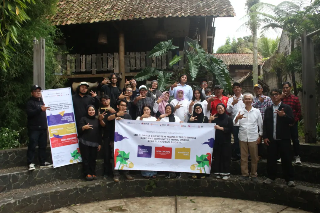 Telkom University dan Komunitas Hong Revitalisasi Mainan Tradisional Lewat Desain Inovatif