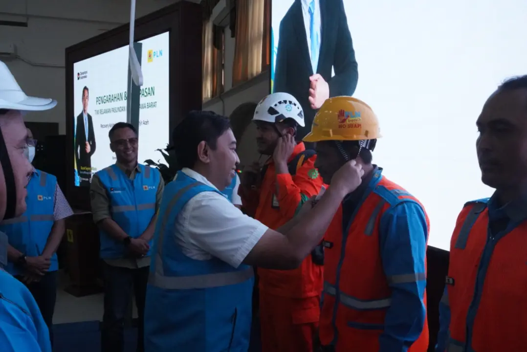 PLN untuk Rakyat, PLN UID Jabar Kirim Relawan dan Bantuan untuk Percepatan Pemulihan Daerah Terdampak Bencana di Sumatera