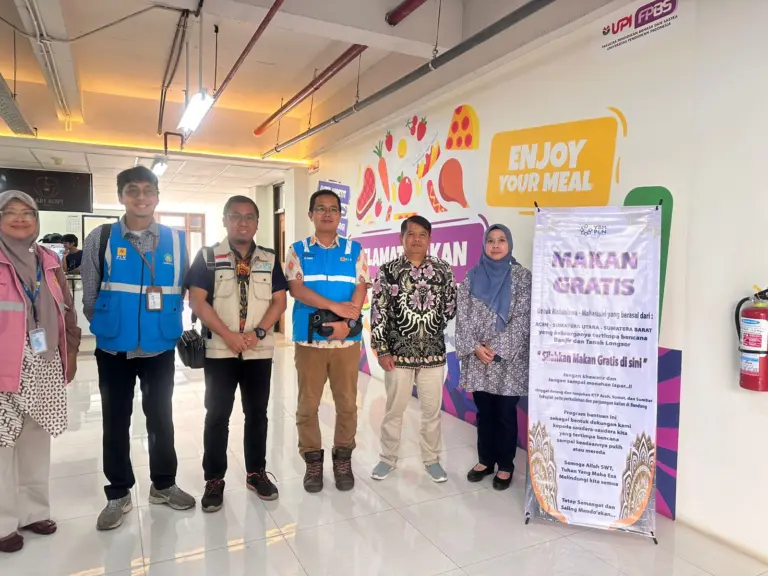 PLN UP3 Bandung Sediakan Makan Gratis untuk Mahasiswa Aceh, Sumut, dan Sumbar Terdampak Bencana