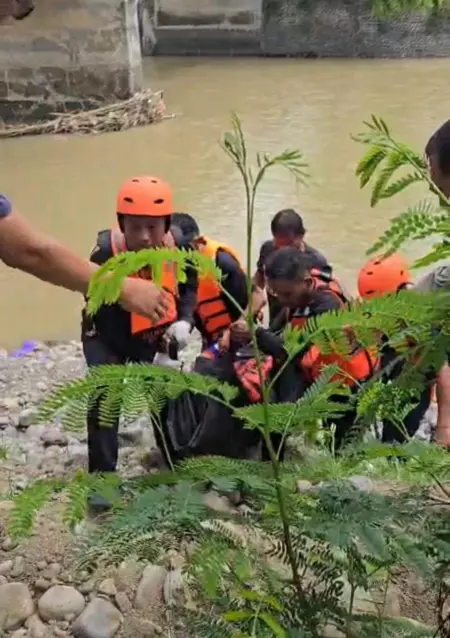 Siswa SMP di Ciawigebang Ditemukan Meninggal Setelah Tenggelam di Sungai Cisanggarung