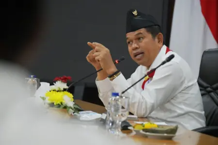 Angkot Dihentikan Saat Nataru, Pemprov Jabar Siapkan Kompensasi untuk Redam Kemacetan Puncak