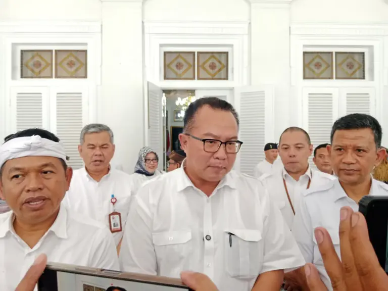 Pemprov Jabar Jadikan Riset Fondasi Pembangunan, Teken Kerja Sama dengan BRIN Pemprov Jabar Jadikan Riset Fondasi Pembangunan, Teken Kerja Sama dengan BRIN