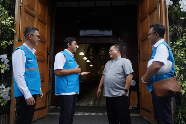 PLN UID Jawa Barat Siap Amankan Pasokan Listrik Jelang Natal 2025 dan Tahun Baru 2026