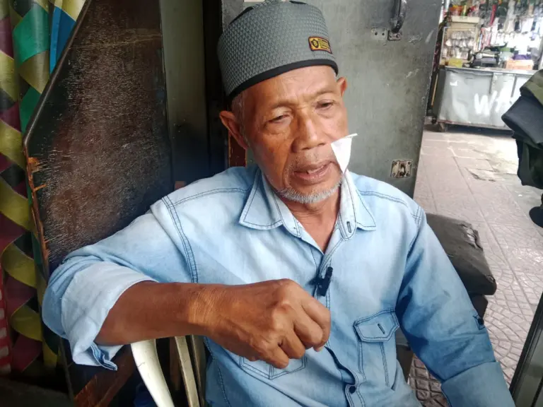 Trauma Pascainsiden, Pedagang Emas Kaki Lima di Sukajadi Hentikan Aktivitas Usai Alami Luka Serius Trauma Pascainsiden, Pedagang Emas Kaki Lima di Sukajadi Hentikan Aktivitas Usai Alami Luka Serius