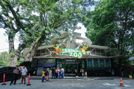 Pemkot Bandung Tegaskan Kebun Binatang Tetap Ruang Terbuka Hijau Pemkot Bandung Tegaskan Kebun Binatang Tetap Ruang Terbuka Hijau, Pengelolaan Disorot
