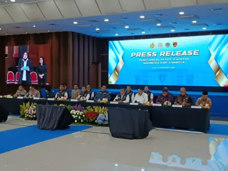 Modus Kerja Bergaji Tinggi, Pasutri dan Sembilan Korban TPPO Disekap Jaringan Judi Online di Kamboja Modus Kerja Bergaji Tinggi, Pasutri dan Sembilan Korban TPPO Disekap Jaringan Judi Online di Kamboja