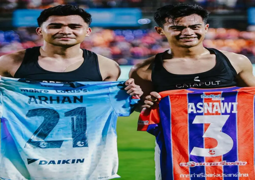 Asnawi Mangkualam dan Pratama Arhan akan bentrok di Piala FA Thailand (@asnawi_bhr)