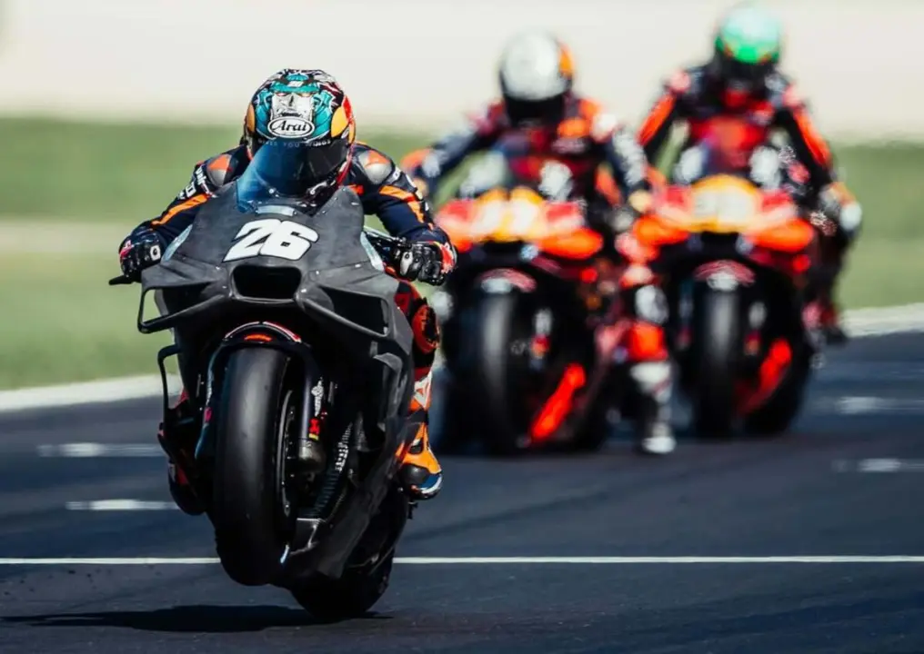 Dani Pedrosa keluhkan perubahan ban untuk MotoGP 2027 (@26_danipedrosa)