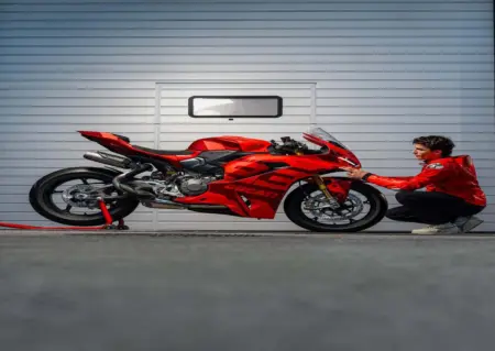 Ducati Siap Perkenalkan Prototipe untuk MotoGP 2026 pada 19 Januari Ducati akan luncurkan motor Desmosedici GP26 pada 19 Januari 2026