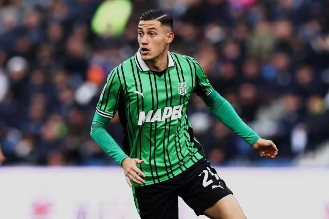 Raffi Ahmad tebus jersey Jay Idzes Rp125 juta (@jayidzes)