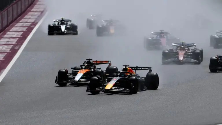 FIA perkenalkan lampu spion LED di mobil F1 2026 (Formula 1)