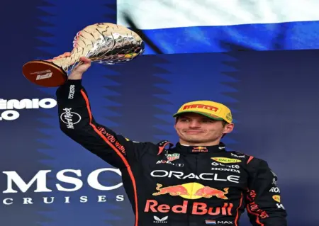 Verstappen Suka Suara Mesin F1 2026: “Renyah” dan Penuh Emosi Max Verstappen suka dengan suara mesin F1 2026 (@maxverstappen1)