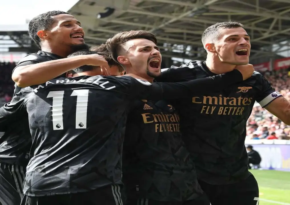Prediksi Skor Arsenal vs Brentford: Siapa Unggul? Prediksi skor Arsenal vs Brentford