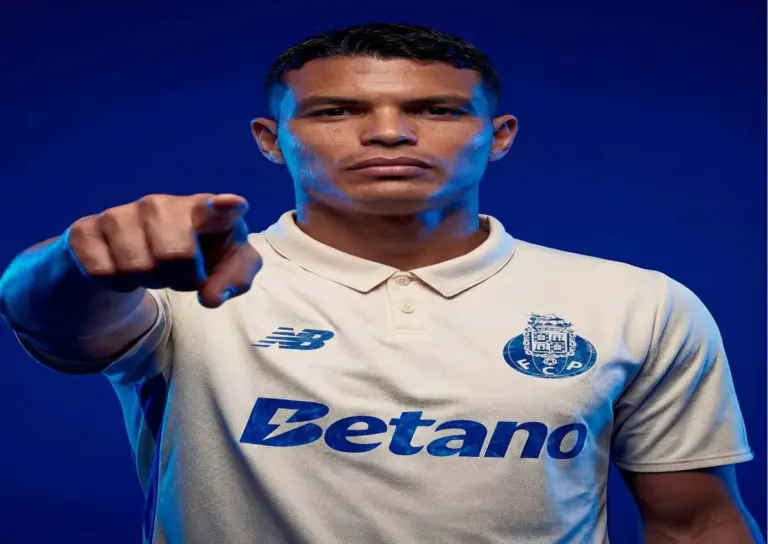 Thiago Silva batal ke AC Milan (@thiagosilva)