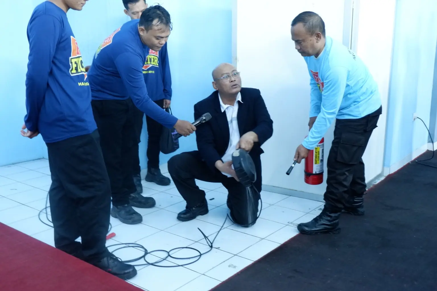 PLN UP3 Bandung Gelar Simulasi Tanggap Darurat untuk Tingkatkan Kesiapsiagaan dan Keselamatan Kerja