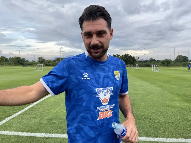 Frans Putros Optimistis Hadapi Ratchaburi, Percaya Rekam Jejak Positif Lawan Tim Thailand Frans Putros Optimistis Hadapi Ratchaburi, Percaya Rekam Jejak Positif Lawan Tim Thailand