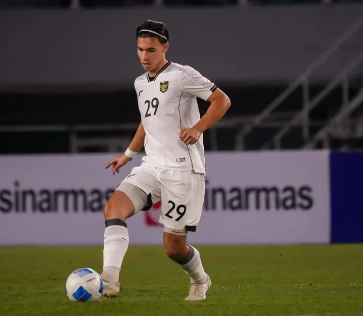 Pemain anyar Persib Bandung Dion Markx